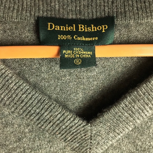 Daniel Bishop Men’s Cashmere V-Neck Sweater Sz XL - Picture 3 of 5